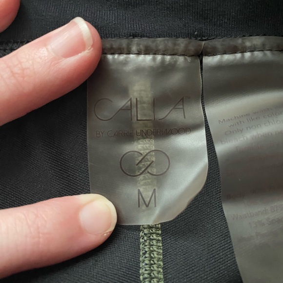 Calia Leaf Print Leggings - Picture 3 of 6